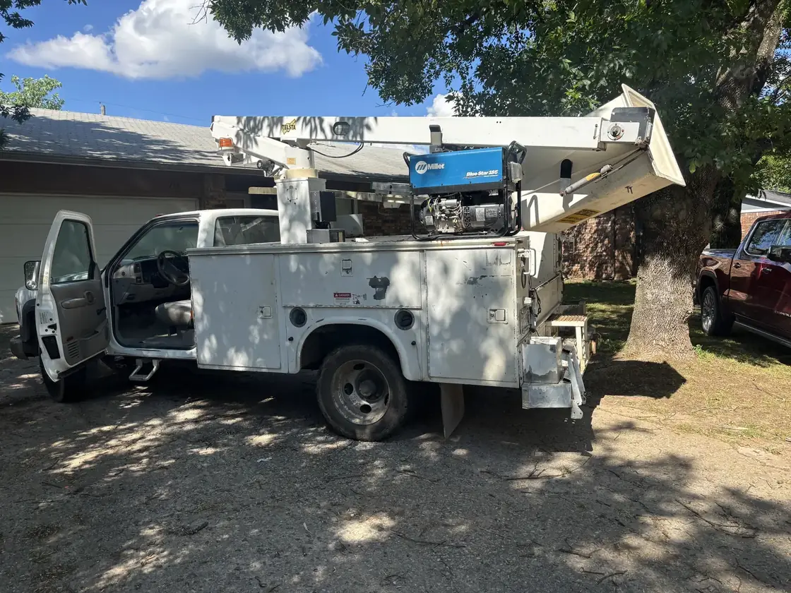 What a Mobile Diesel Mechanic Actually Does on a Call in Tulsa